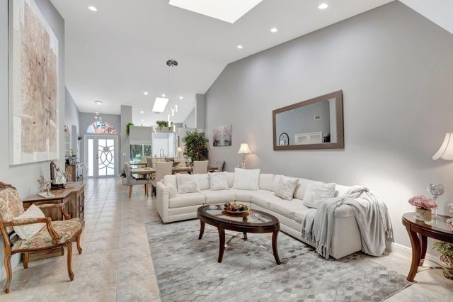 7187 Summer Tree Drive, Boynton Beach, FL 33437