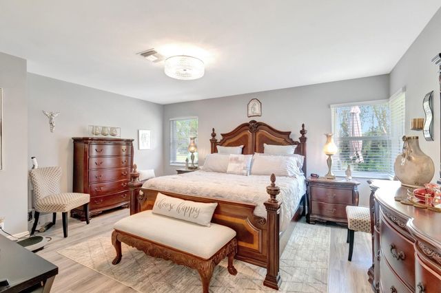 7187 Summer Tree Drive, Boynton Beach, FL 33437