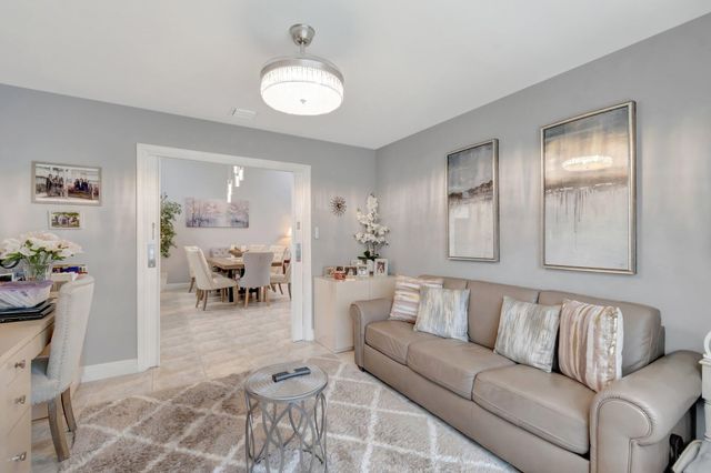 7187 Summer Tree Drive, Boynton Beach, FL 33437