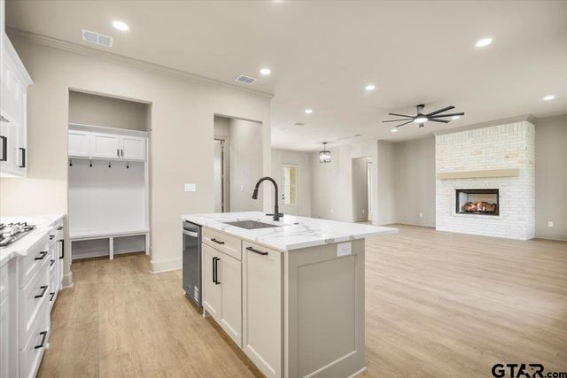 371 Mac Circle, Bullard, TX 75757