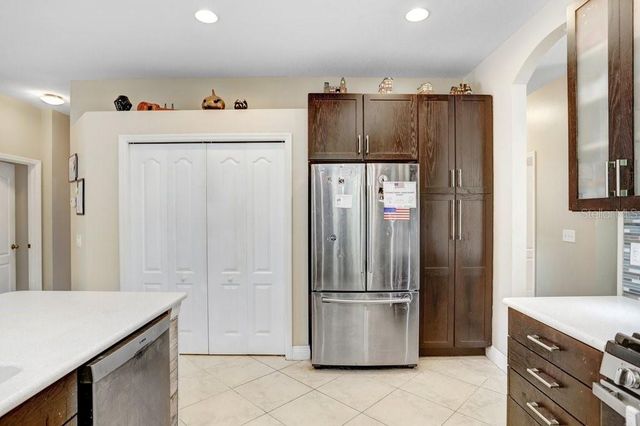 6915 MONARCH PARK DRIVE, Apollo Beach, FL 33572