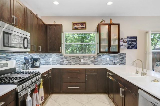 6915 MONARCH PARK DRIVE, Apollo Beach, FL 33572