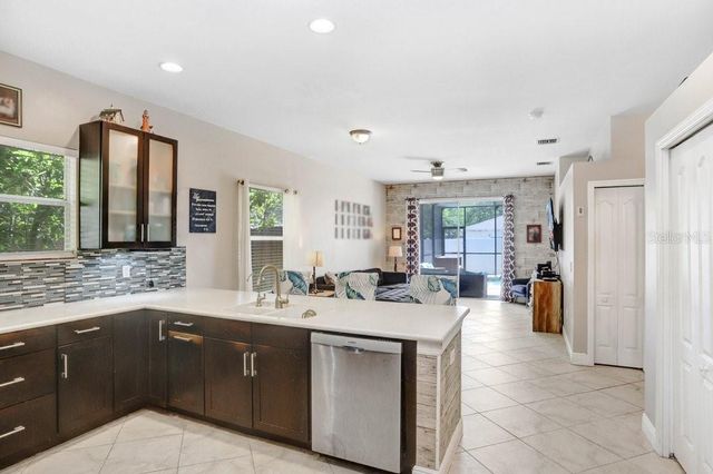 6915 MONARCH PARK DRIVE, Apollo Beach, FL 33572