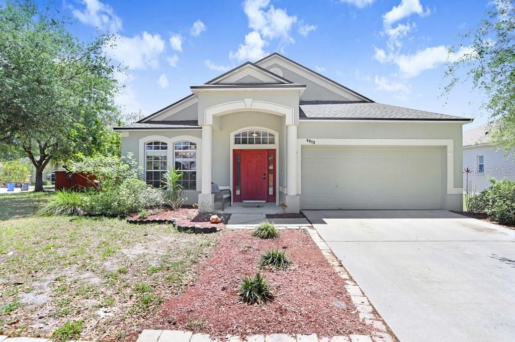 Image 1 of property listing at 6915 MONARCH PARK DRIVE, Apollo Beach, FL 33572