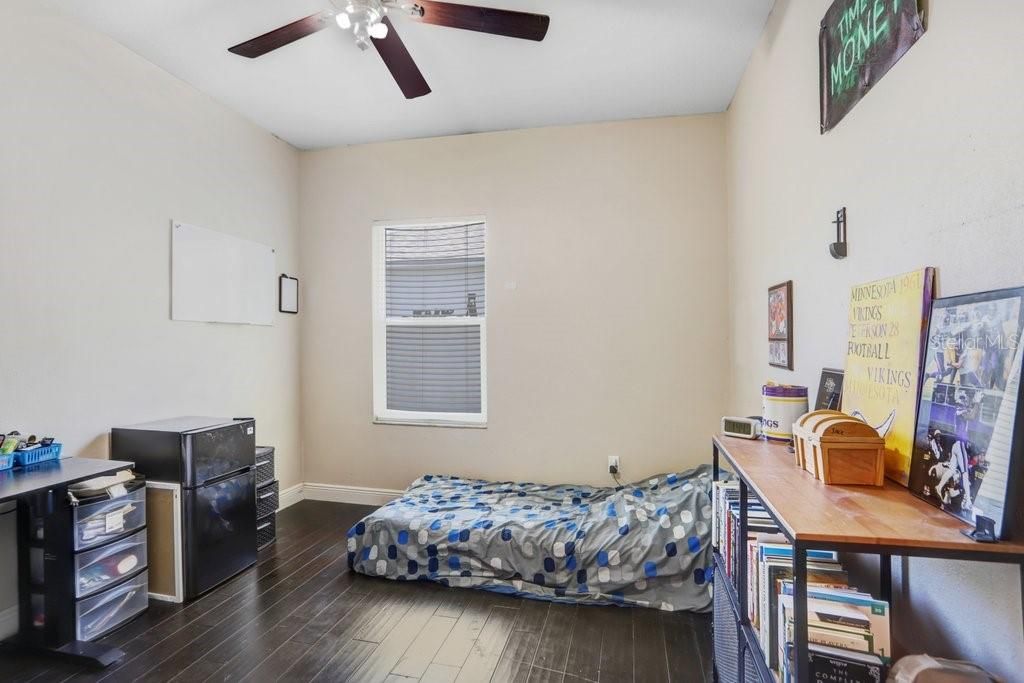 Image 22 of property listing at 6915 MONARCH PARK DRIVE, Apollo Beach, FL 33572