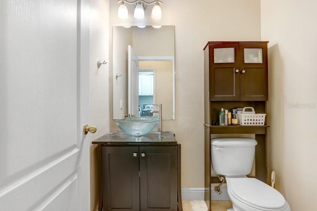 Image 23 of property listing at 6915 MONARCH PARK DRIVE, Apollo Beach, FL 33572