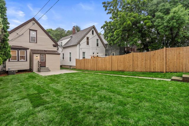 2963 S Clement AVENUE, Milwaukee, WI 53207