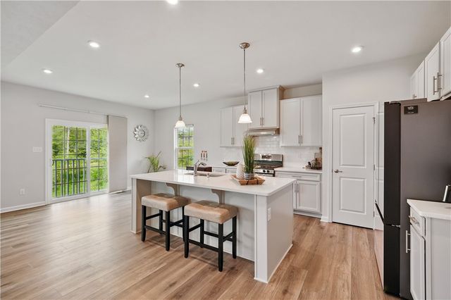 6 Dana Dr., Findlay Twp, PA 15108