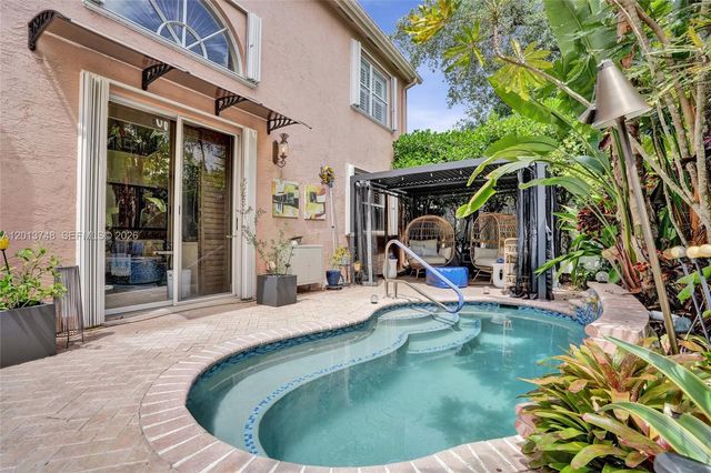 6204 NW 78th Ct, Parkland, FL 33067