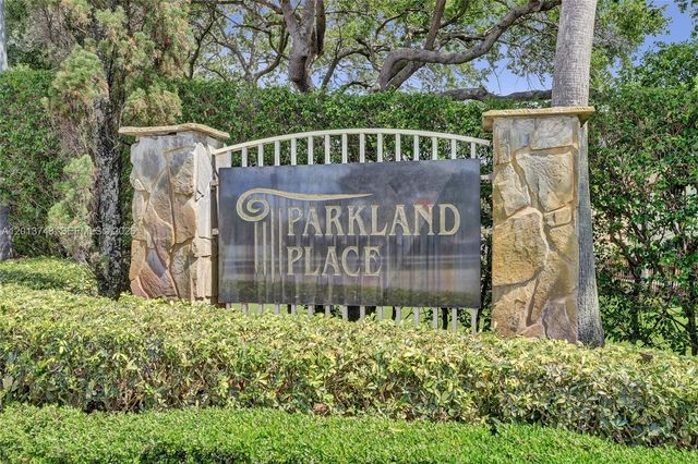 6204 NW 78th Ct, Parkland, FL 33067