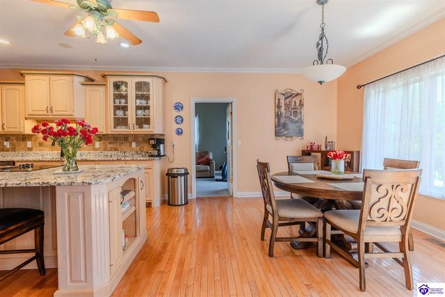260 Villa Ray Drive, Radcliff, KY 40160