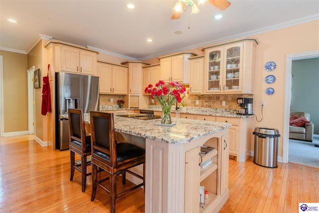 260 Villa Ray Drive, Radcliff, KY 40160