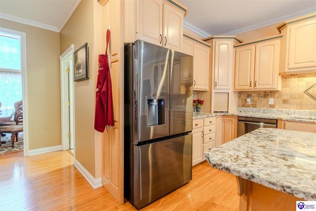 260 Villa Ray Drive, Radcliff, KY 40160