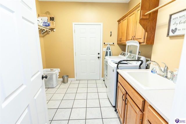 260 Villa Ray Drive, Radcliff, KY 40160