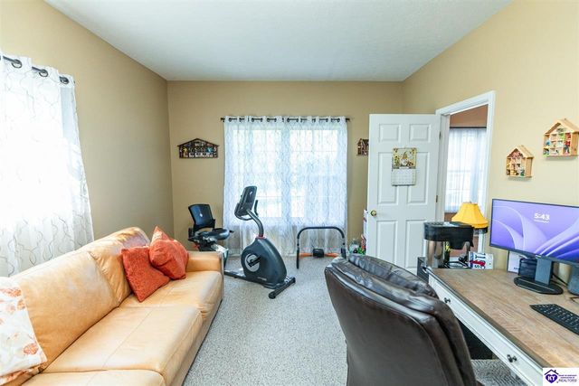 260 Villa Ray Drive, Radcliff, KY 40160