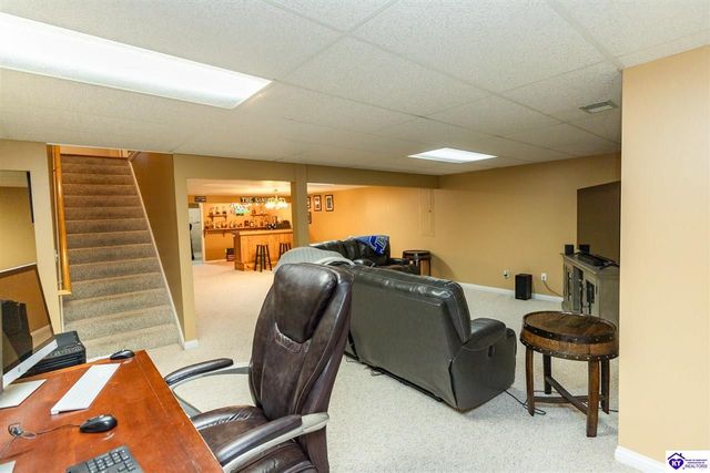 260 Villa Ray Drive, Radcliff, KY 40160