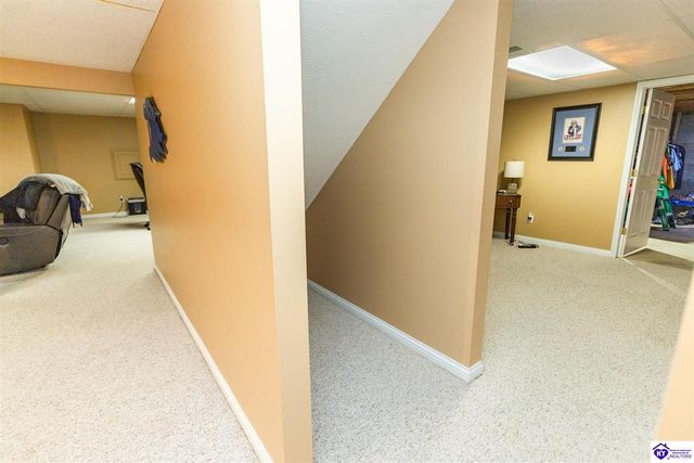 260 Villa Ray Drive, Radcliff, KY 40160