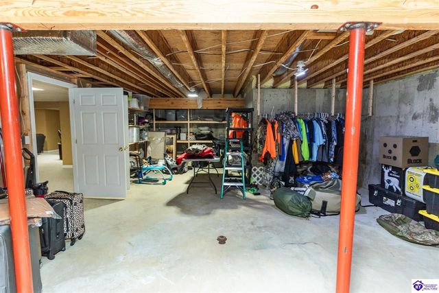 260 Villa Ray Drive, Radcliff, KY 40160