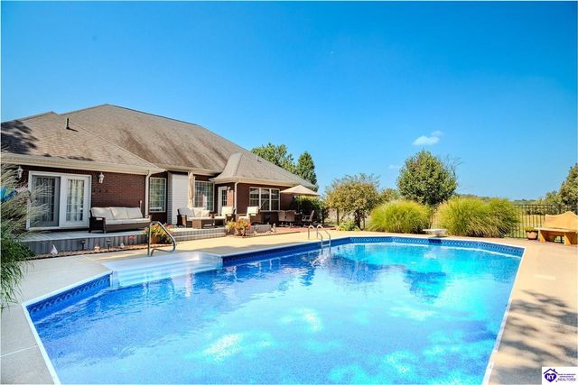260 Villa Ray Drive, Radcliff, KY 40160