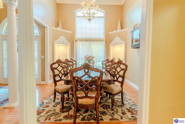 260 Villa Ray Drive, Radcliff, KY 40160