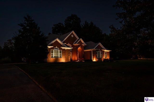 260 Villa Ray Drive, Radcliff, KY 40160