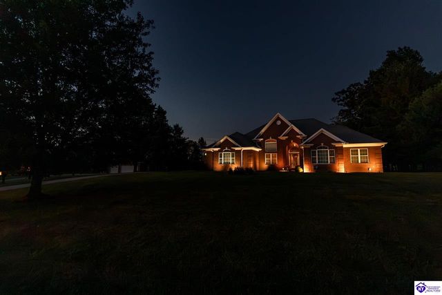 260 Villa Ray Drive, Radcliff, KY 40160
