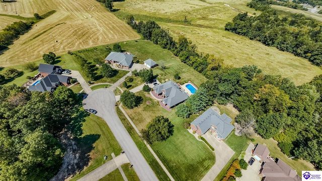 260 Villa Ray Drive, Radcliff, KY 40160