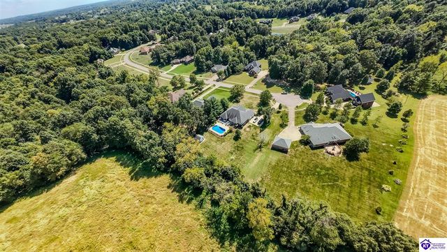 260 Villa Ray Drive, Radcliff, KY 40160