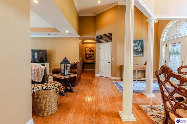 260 Villa Ray Drive, Radcliff, KY 40160