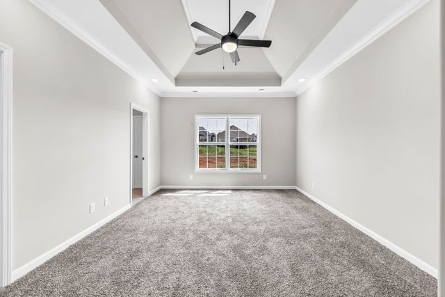 661 Woodrush Dr, Clarksville, TN 37040