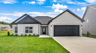 661 Woodrush Dr, Clarksville, TN 37040