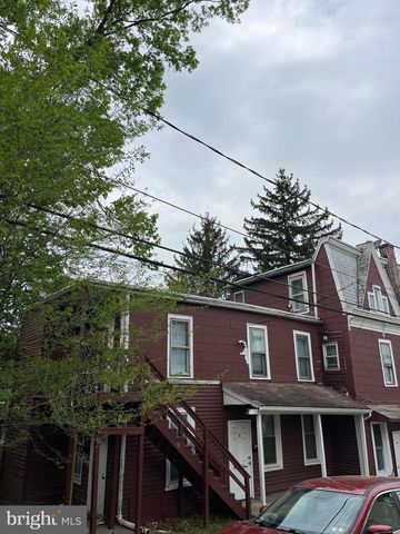 1923 STATE ST, Harrisburg, PA 17103