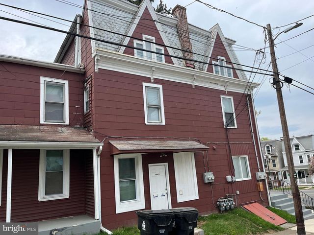 1923 STATE ST, Harrisburg, PA 17103