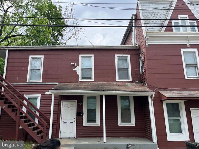 1923 STATE ST, Harrisburg, PA 17103