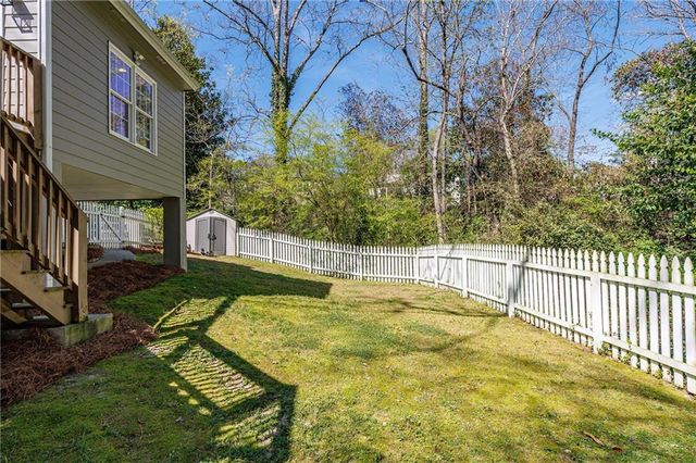 1868 Dyer Circle, Chamblee, GA 30341