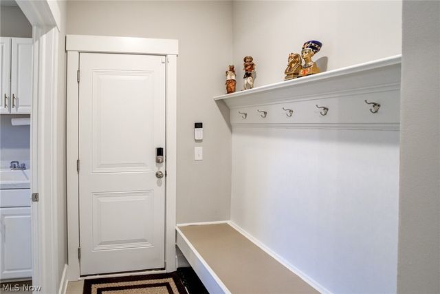 2848 Galway Drive, Brunswick Hills, OH 44212