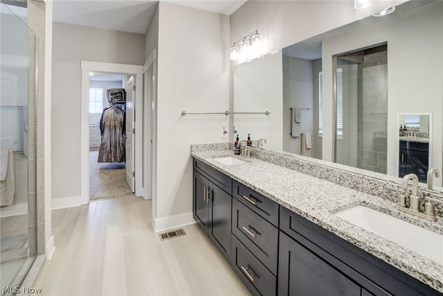 2848 Galway Drive, Brunswick Hills, OH 44212