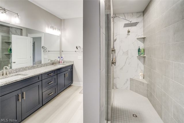 2848 Galway Drive, Brunswick Hills, OH 44212