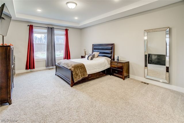 2848 Galway Drive, Brunswick Hills, OH 44212