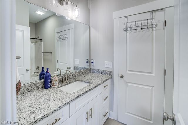 2848 Galway Drive, Brunswick Hills, OH 44212