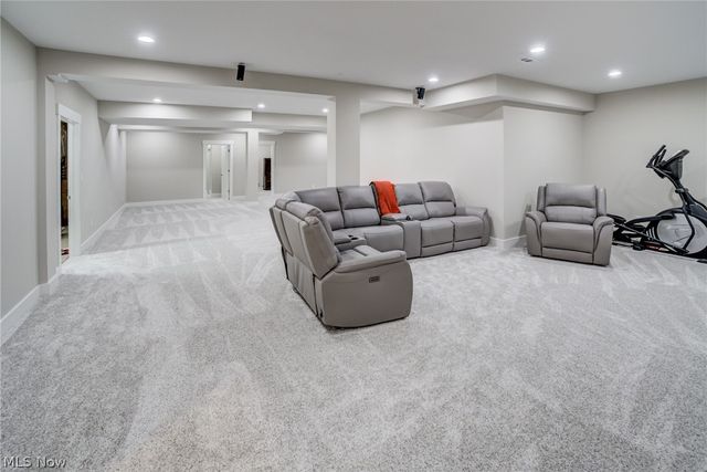 2848 Galway Drive, Brunswick Hills, OH 44212