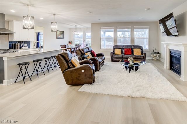 2848 Galway Drive, Brunswick Hills, OH 44212