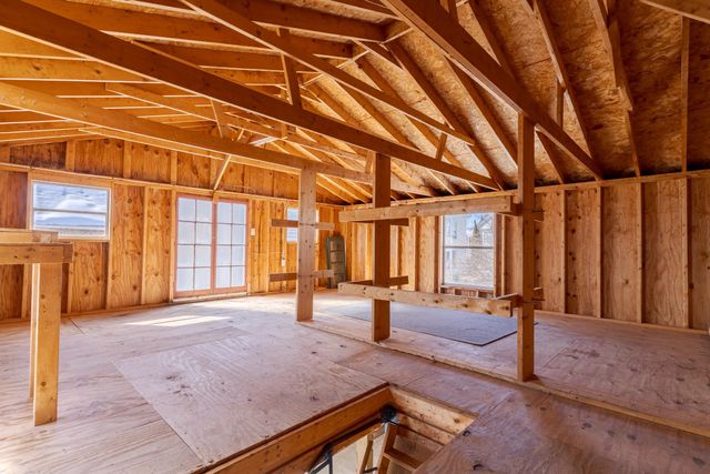 8 Park Avenue, Saco, ME 04072