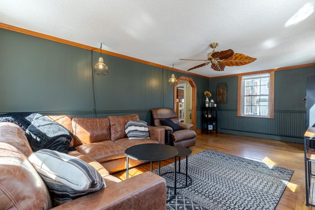 8 Park Avenue, Saco, ME 04072