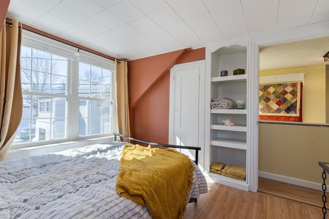 8 Park Avenue, Saco, ME 04072