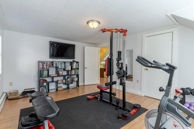 8 Park Avenue, Saco, ME 04072