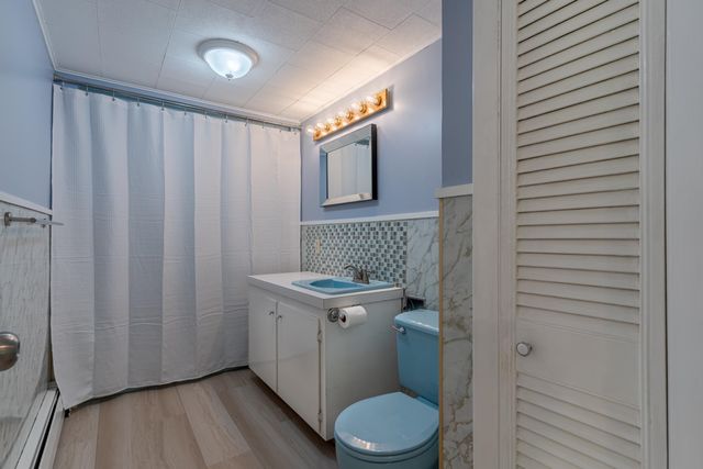 8 Park Avenue, Saco, ME 04072