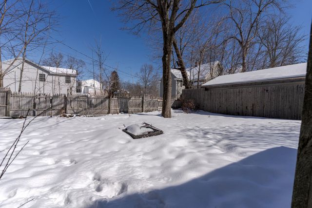 8 Park Avenue, Saco, ME 04072