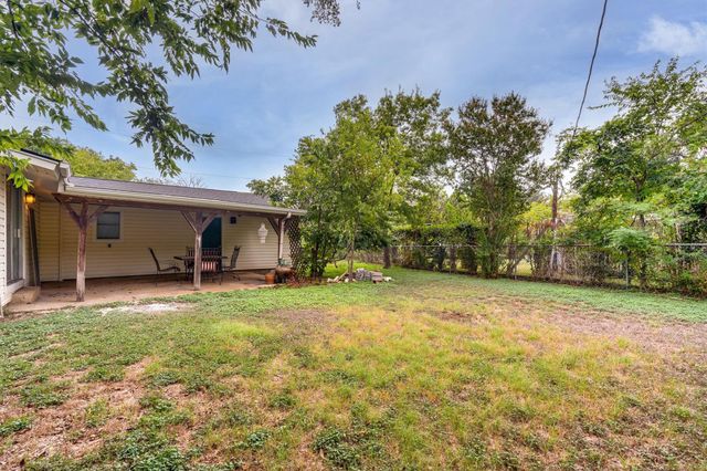 1405 E Main ST, Round Rock, TX 78664
