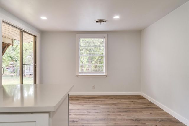 1405 E Main ST, Round Rock, TX 78664